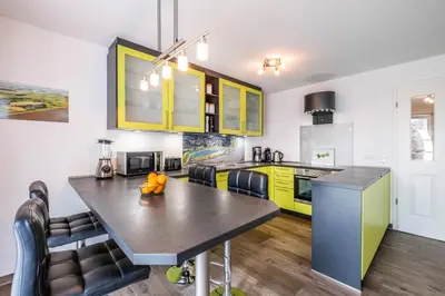 Küche/Küchenzeile in der Unterkunft Haus Deichkieker Apartment 1 4
