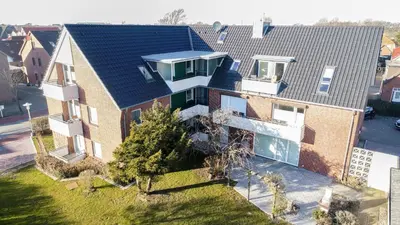 Das Gebäude in dem sich die Ferienwohnung befindet