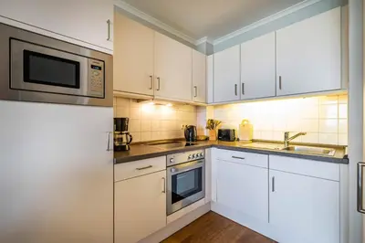 Küche/Küchenzeile in der Unterkunft Haus Hafenresidenz Apartment 2 3