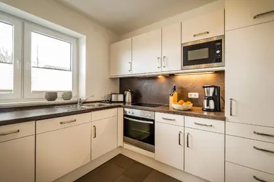 Küche/Küchenzeile in der Unterkunft Haus Deichoase Apartment 1 5