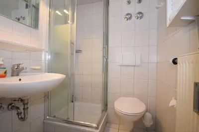 Ein Badezimmer in der Unterkunft Haus Seemeile Wohnung 3 10