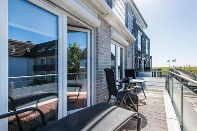 Ein Balkon oder eine Terrasse in der Unterkunft Haus Deichkieker Apartment 2 3 Deichkrone