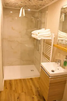 Ein Badezimmer in der Unterkunft Nordseezimmer Koi