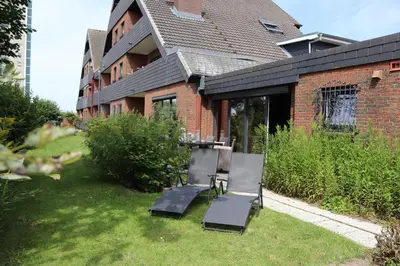 Ein Garten an der Unterkunft Haus Övern Diek Wohnung 1 a