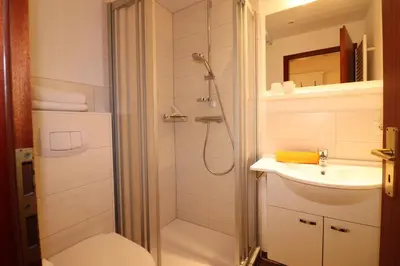 Ein Badezimmer in der Unterkunft Haus Laura Wohnung 4