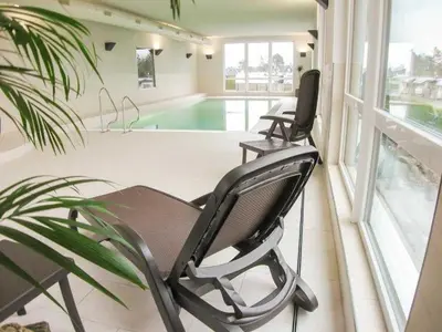 Der Swimmingpool an oder in der Nähe von HP Touristik - Residenz Hohe Lith Neu 1 3