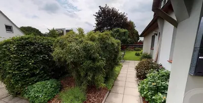 Ein Garten an der Unterkunft Fewo Wattfischer II