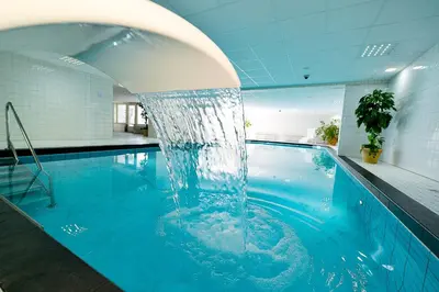 Der Swimmingpool an oder in der Nähe von Strandhochhaus SA10