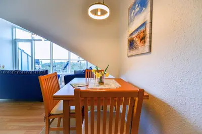 Ein Sitzbereich in der Unterkunft Haus Nordseebrandung NB72