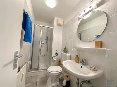 Ein Badezimmer in der Unterkunft Haus Elbstrom Döse Whg 11