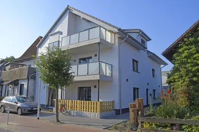 Das Gebäude in dem sich die Ferienwohnung befindet