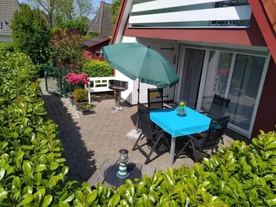 Ein Garten an der Unterkunft Ferienhaus „Buß“