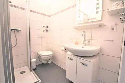 Ein Badezimmer in der Unterkunft Residenz Passat Cuxhaven 3