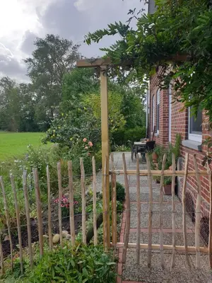 Ein Garten an der Unterkunft Ferienwohnung Medemgarten