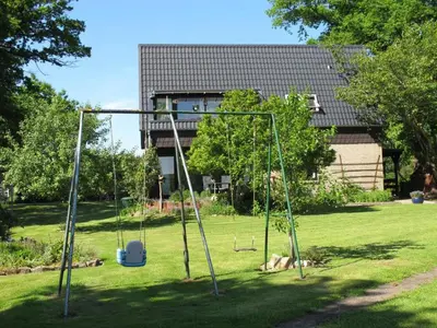 Ein Garten an der Unterkunft Ferienhof Zwei Eichen