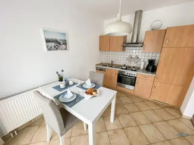 Küche/Küchenzeile in der Unterkunft Residenz Grantz Sahlenburg Wohnung 2