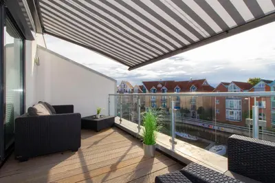 Ein Balkon oder eine Terrasse in der Unterkunft Marina 20-D
