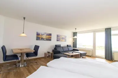 Ein Sitzbereich in der Unterkunft Lord Nelson 706