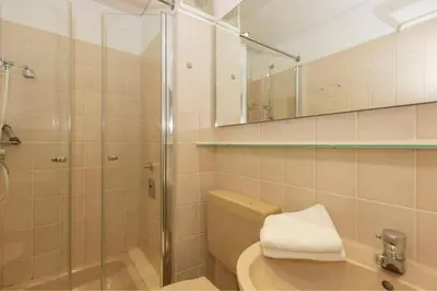 Ein Badezimmer in der Unterkunft Lord Nelson 306