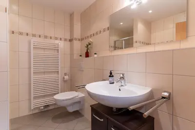 Ein Badezimmer in der Unterkunft Am Ankerplatz, Whg 3 3