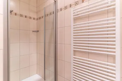 Ein Badezimmer in der Unterkunft Am Ankerplatz, Whg 3 3