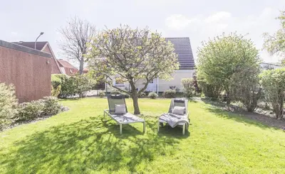 Ein Garten an der Unterkunft 