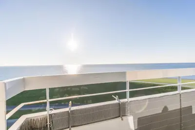 Ein allgemeiner Meerblick oder ein Meerblick von der Ferienwohnung aus
