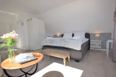 Ein Bett oder Betten in einem Zimmer der Unterkunft Haus Kaiser Appartement 6 Deichglück