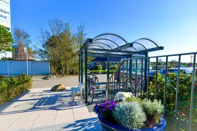 Ein Garten an der Unterkunft Am Sahlenburger Strand AS19