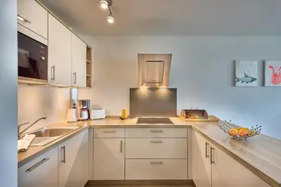 Küche/Küchenzeile in der Unterkunft Düne 1, Ferienwohnung 11