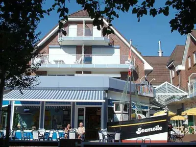 Das Gebäude in dem sich die Ferienwohnung befindet