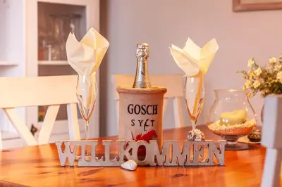 Getränke in der Unterkunft Hus Willem Wohnung II 18, Muschelstübchen mit Strandkorb