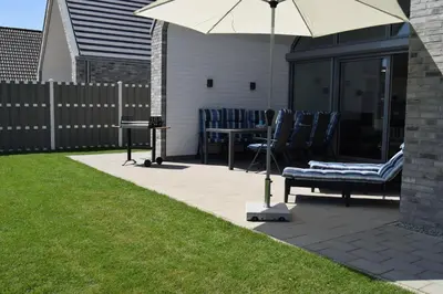 Ein Garten an der Unterkunft Witte Bank