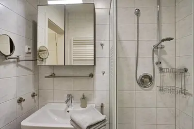 Ein Badezimmer in der Unterkunft Viktoriastraße 5 Morgensonne inkl Strandkorb am Deich
