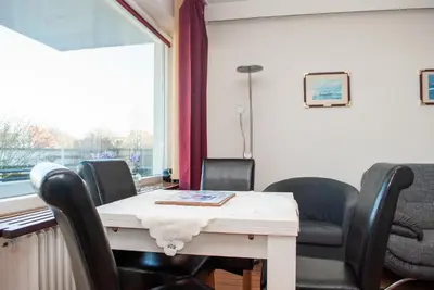 Ein Sitzbereich in der Unterkunft Haus Hanseatic, Wohnung 107
