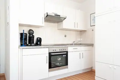 Küche/Küchenzeile in der Unterkunft Haus Hanseatic, Wohnung 107