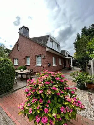 Das Gebäude in dem sich die Ferienwohnung befindet