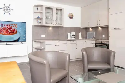 Küche/Küchenzeile in der Unterkunft Haus Hanseatic, Wohnung 701