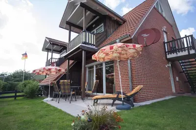 Das Gebäude in dem sich die Ferienwohnung befindet