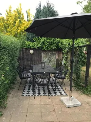 Ein Garten an der Unterkunft Rugenbargsweg 29 Whg 1